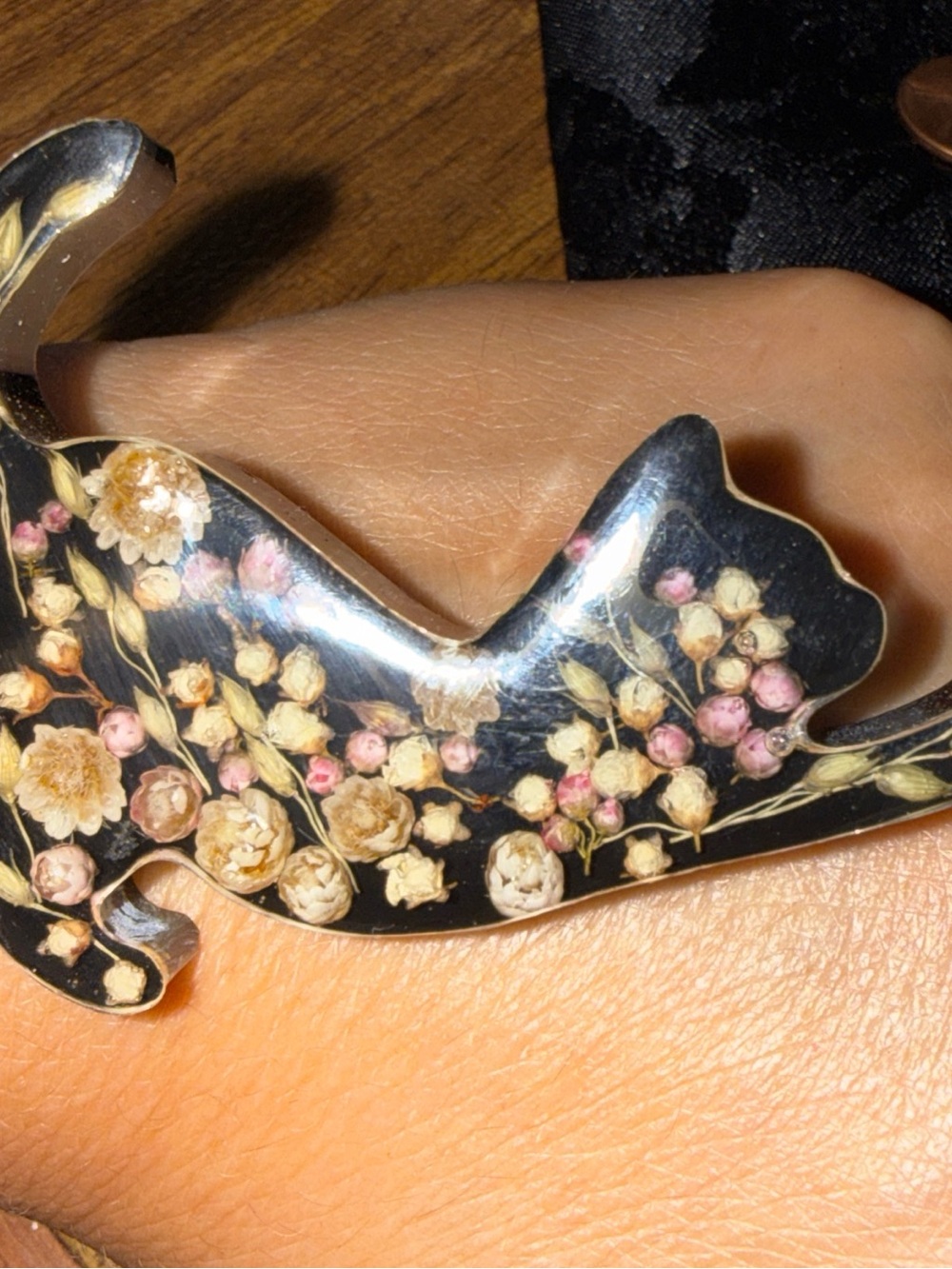 Floral Cat Brooch Pin - Black with Pink & Cream Flowers